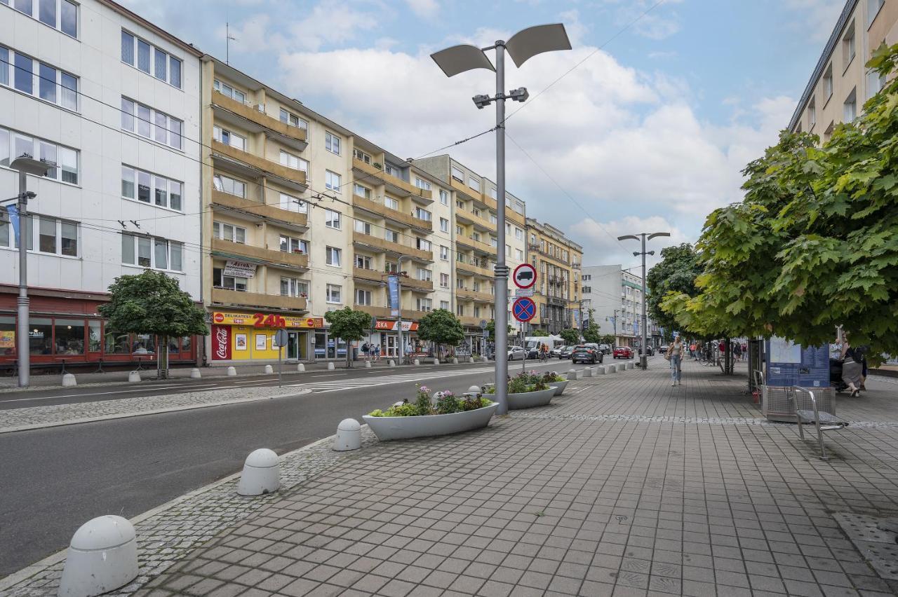 17 Gdynia Centrum - Apartament Mieszkanie Dla 4 Os Exterior photo